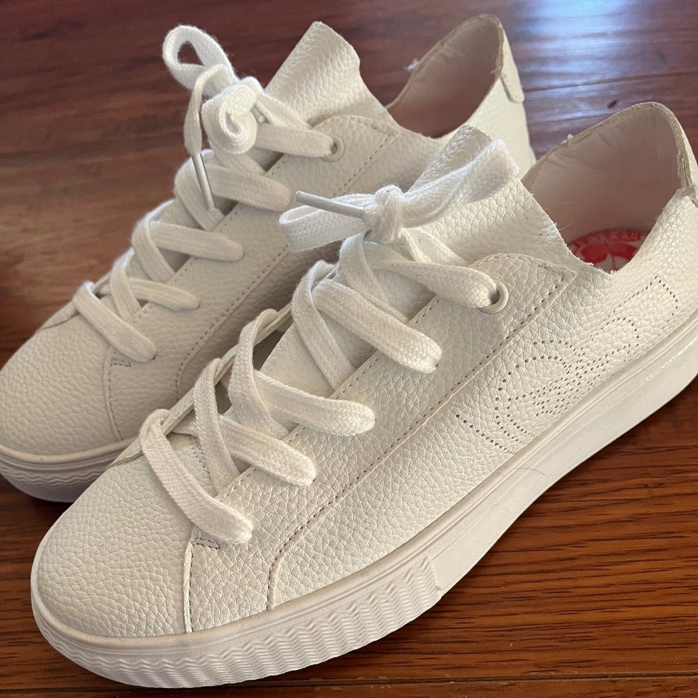 Roxy Coastal Cruisin Shoes - White